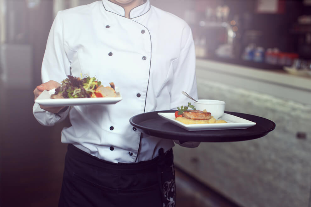 Gastgewerbe, Küche, Tourismus (© iStock.com/6okean)